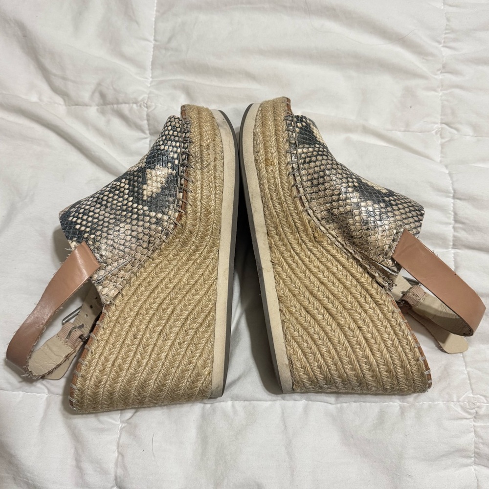 Dolce Vita Womens Shan Peep Toe Snake Print Platforms Size 7.5 - Picture 5 of 6